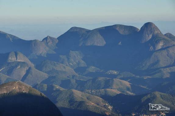 A região montanhosa  da Serra dos Órgãos, no Rio de Janeiro